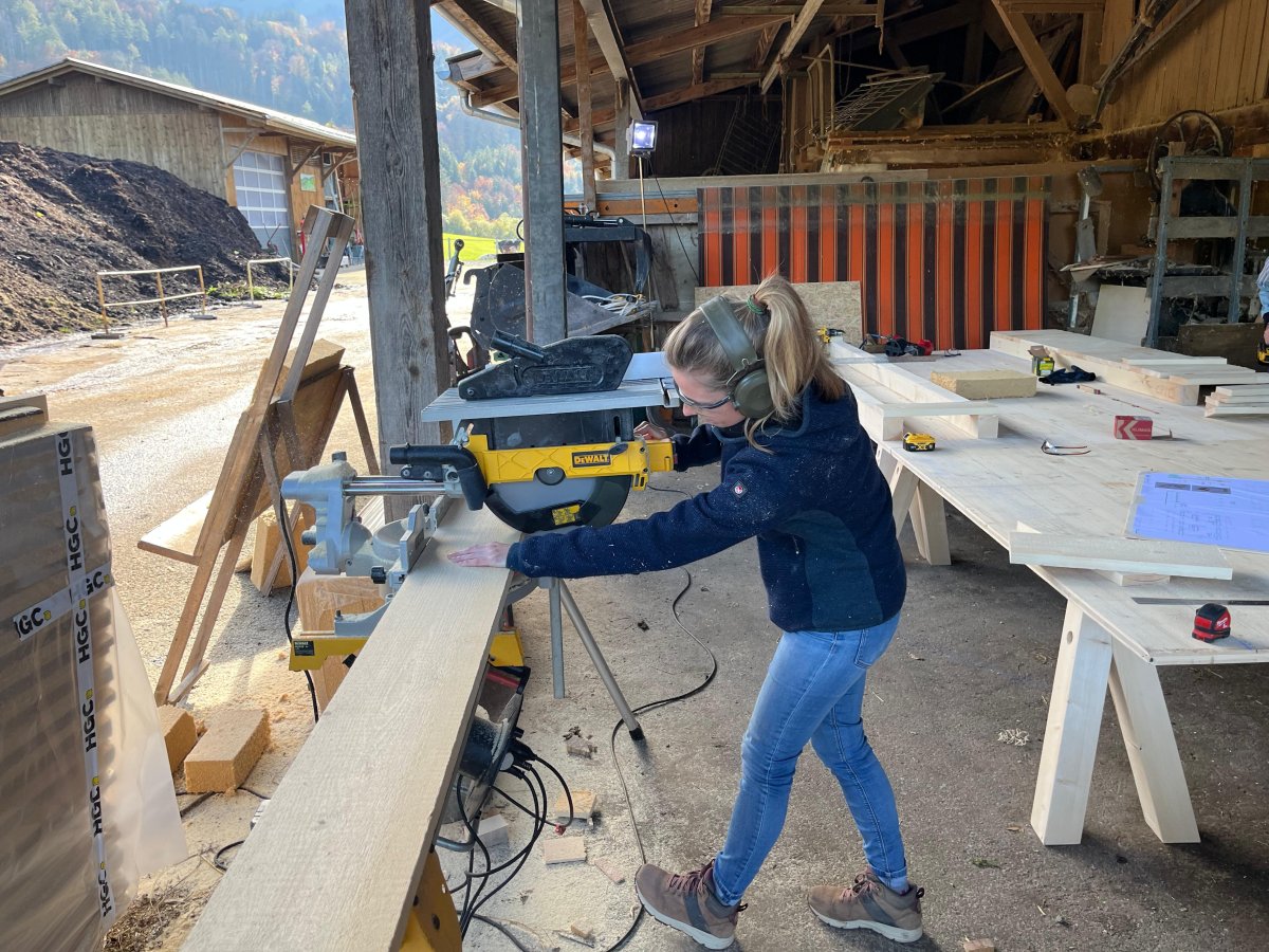 Article 8 : Premiers caissons chez le charpentier