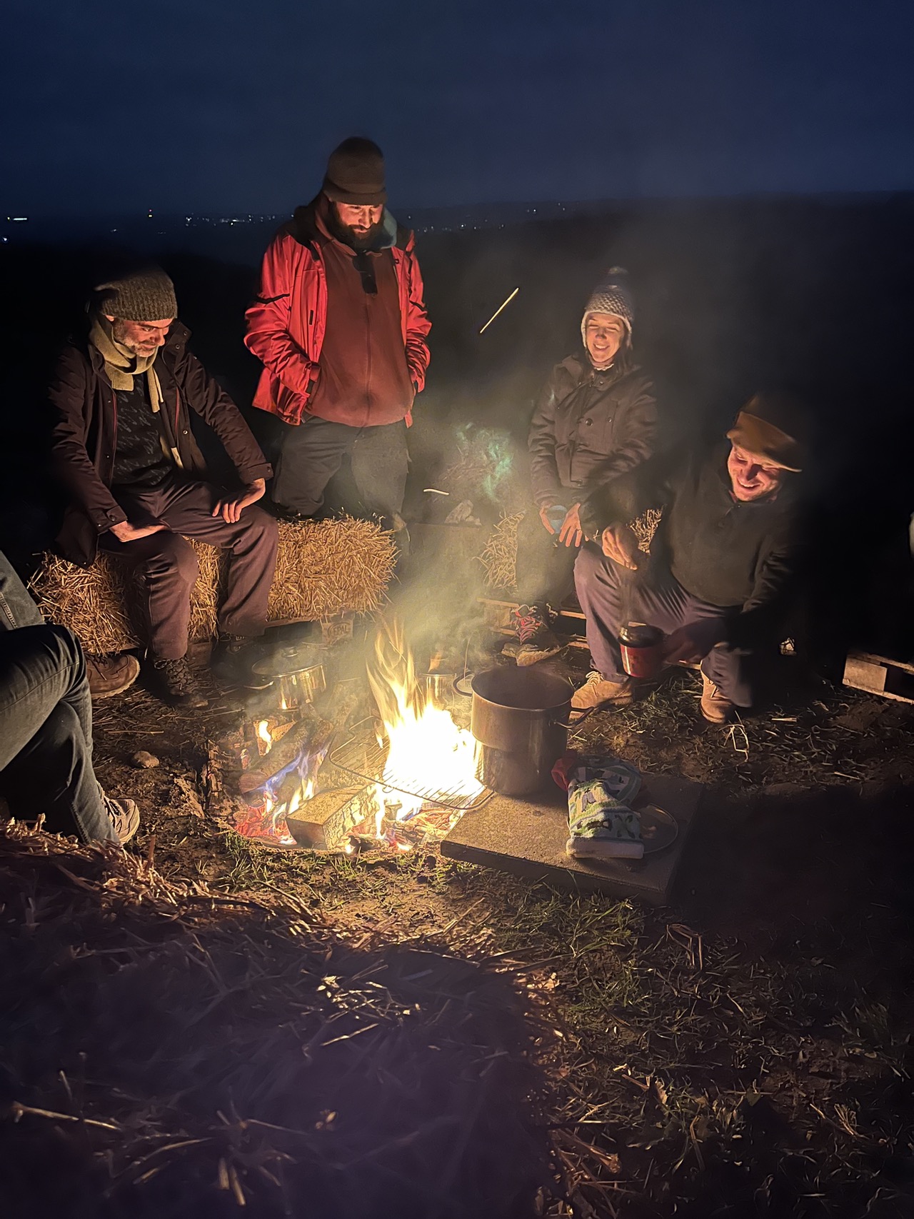 Article 13 : Soirée vin chaud et raclette : pause et remerciements